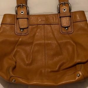 Vintage medium sized leather Coach handbag